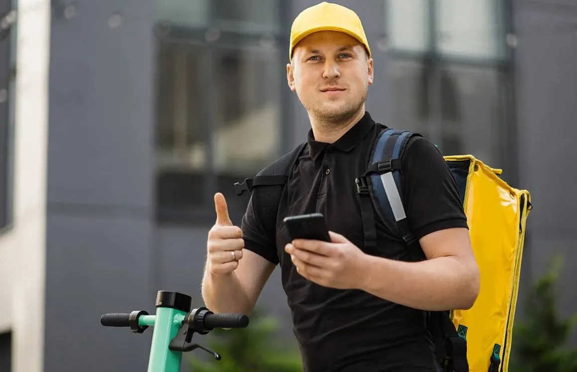 Şehirlerarası Moto Kurye: Sınırları Aşan Hızlı ve Güvenli Teslimat Çözümleri